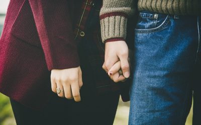 Vervreemding in je relatie: herken de eerste signalen en vind verbinding terug